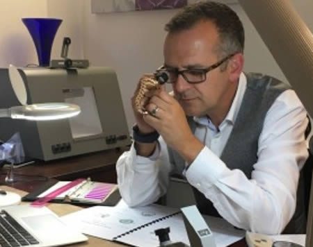 Tim Bicknell - Valuer of jewellery and watches